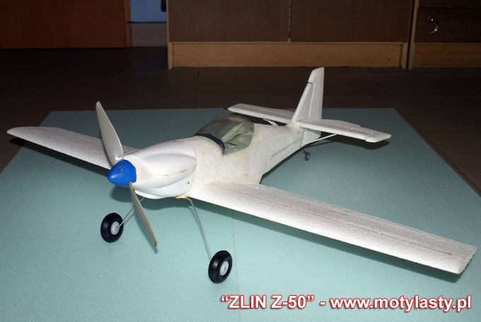 Zlin Z-50